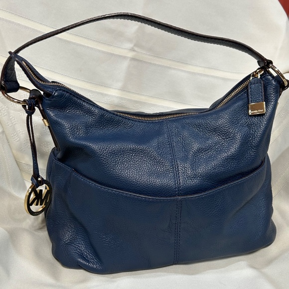 Navy blue leather Michael Kors Shoulder bag - Picture 2 of 6